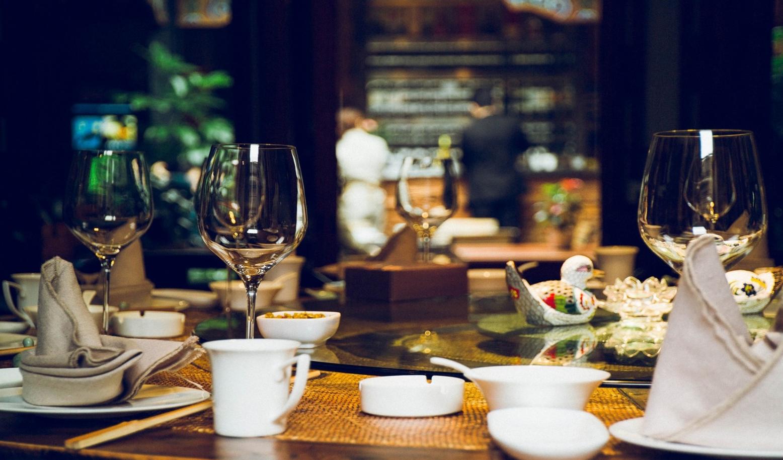 成功酒店的策劃定位有哪幾個標準關鍵因素？